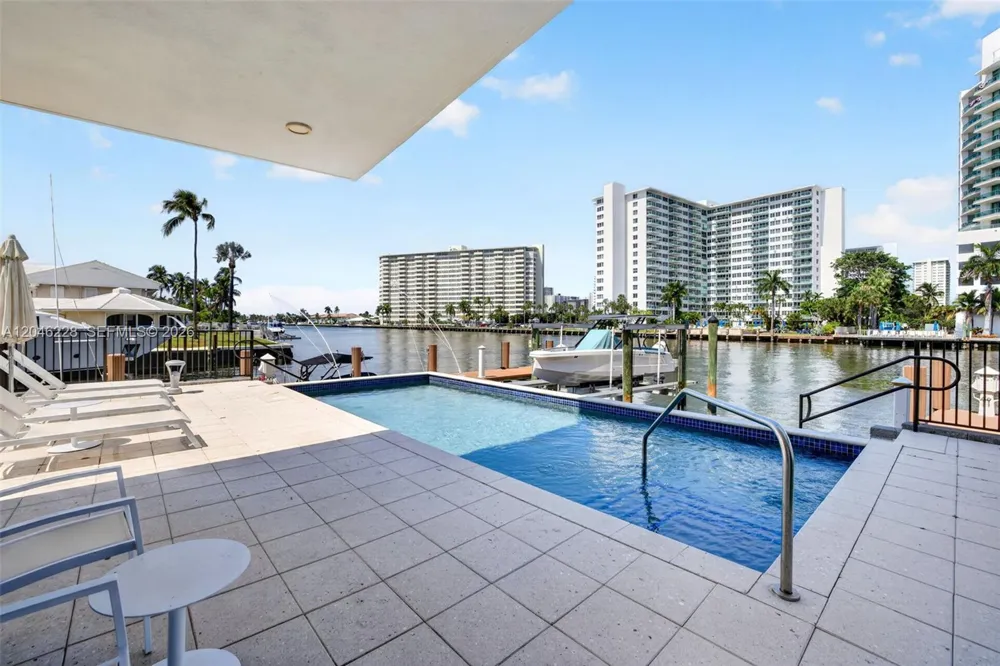 2895 NE 33rd Ct #3A Fort Lauderdale, FL 33306