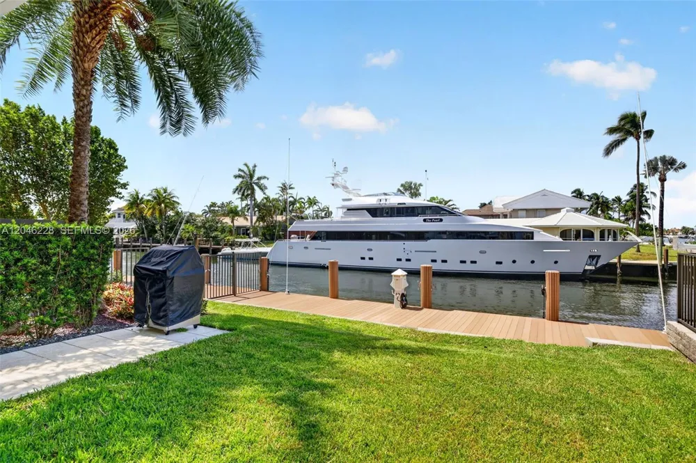 2895 NE 33rd Ct #3A Fort Lauderdale, FL 33306