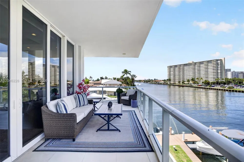 2895 NE 33rd Ct #3A Fort Lauderdale, FL 33306