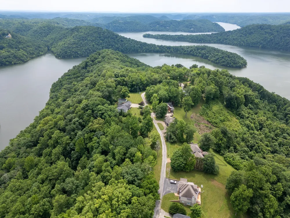 1 Lafever Ridge Rd Silver Point, TN 38582