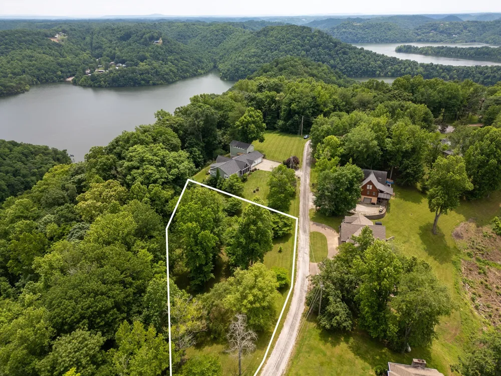 1 Lafever Ridge Rd Silver Point, TN 38582