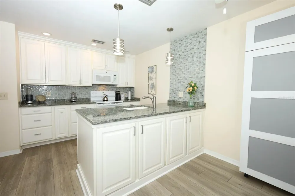 2372 SUN VALLEY CIRCLE #2372 Winter Park, FL 32792