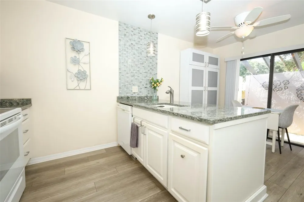 2372 SUN VALLEY CIRCLE #2372 Winter Park, FL 32792