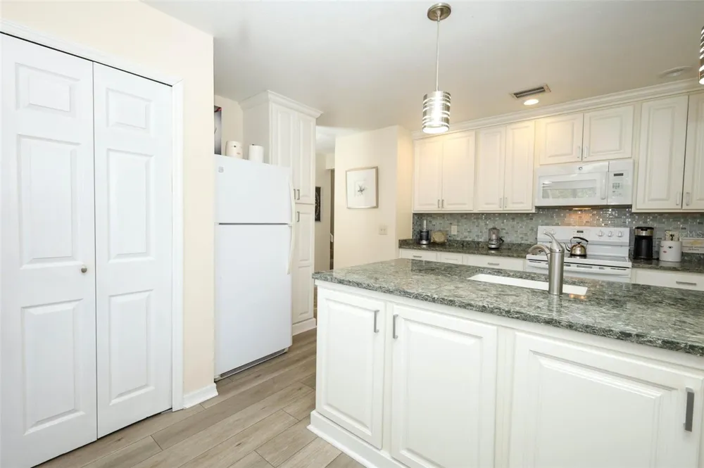 2372 SUN VALLEY CIRCLE #2372 Winter Park, FL 32792