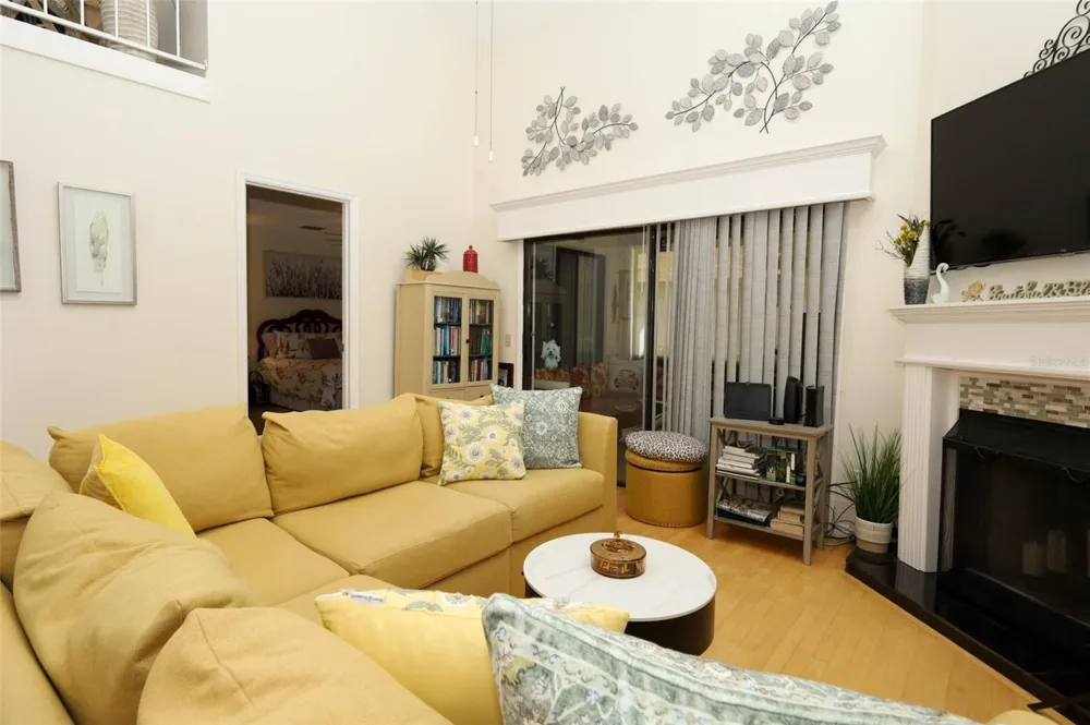 2372 SUN VALLEY CIRCLE #2372 Winter Park, FL 32792