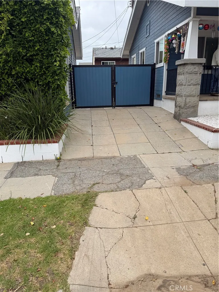 240 Meyler San Pedro, CA 90731