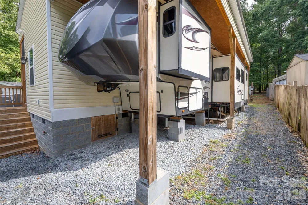 192 Roberts Ridge Road Mount Gilead, NC 27306