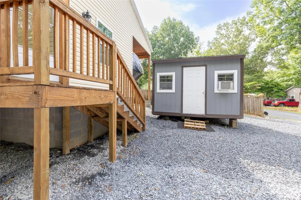 192 Roberts Ridge Road Mount Gilead, NC 27306