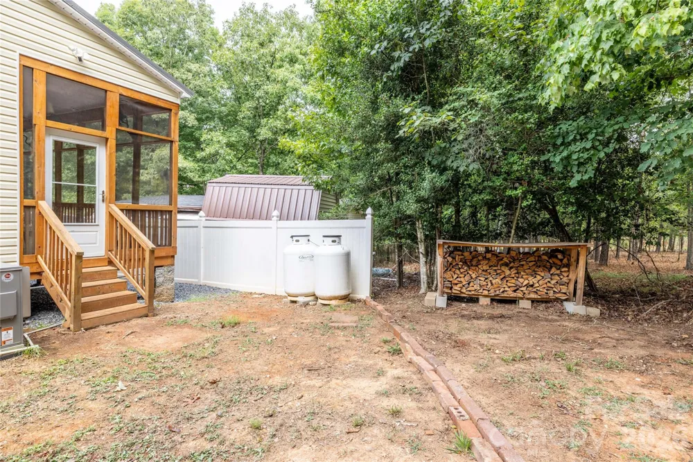192 Roberts Ridge Road Mount Gilead, NC 27306