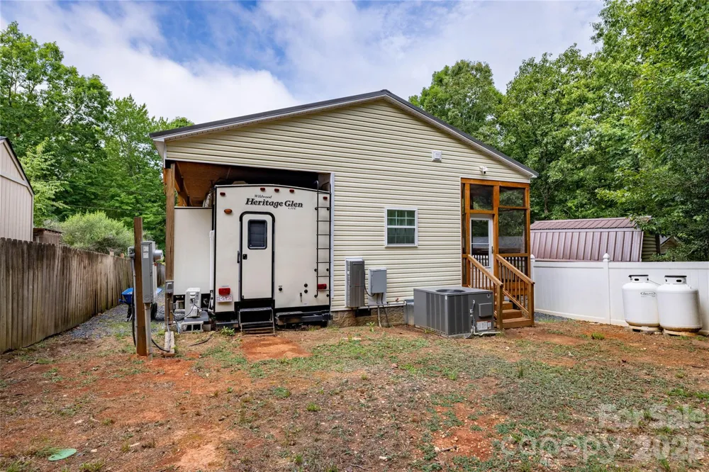 192 Roberts Ridge Road Mount Gilead, NC 27306