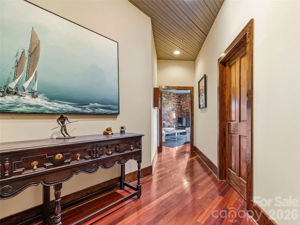 33 Patton Avenue #301 Asheville, NC 28801