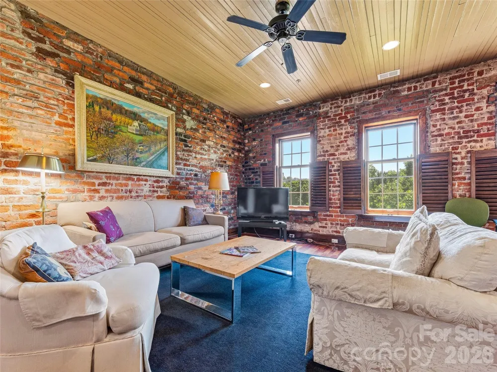 33 Patton Avenue #301 Asheville, NC 28801