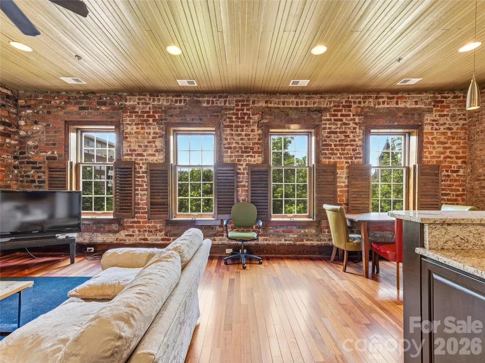 33 Patton Avenue #301 Asheville, NC 28801
