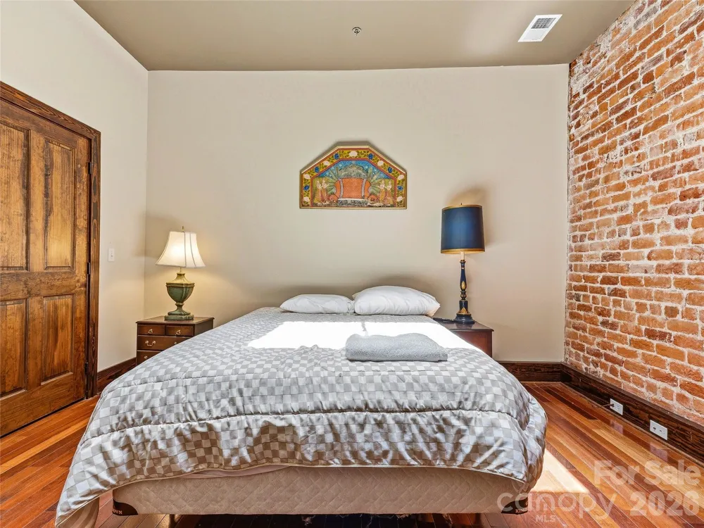 33 Patton Avenue #301 Asheville, NC 28801