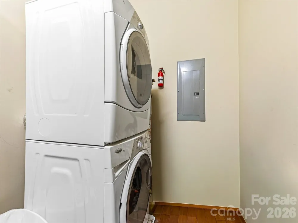 33 Patton Avenue #301 Asheville, NC 28801