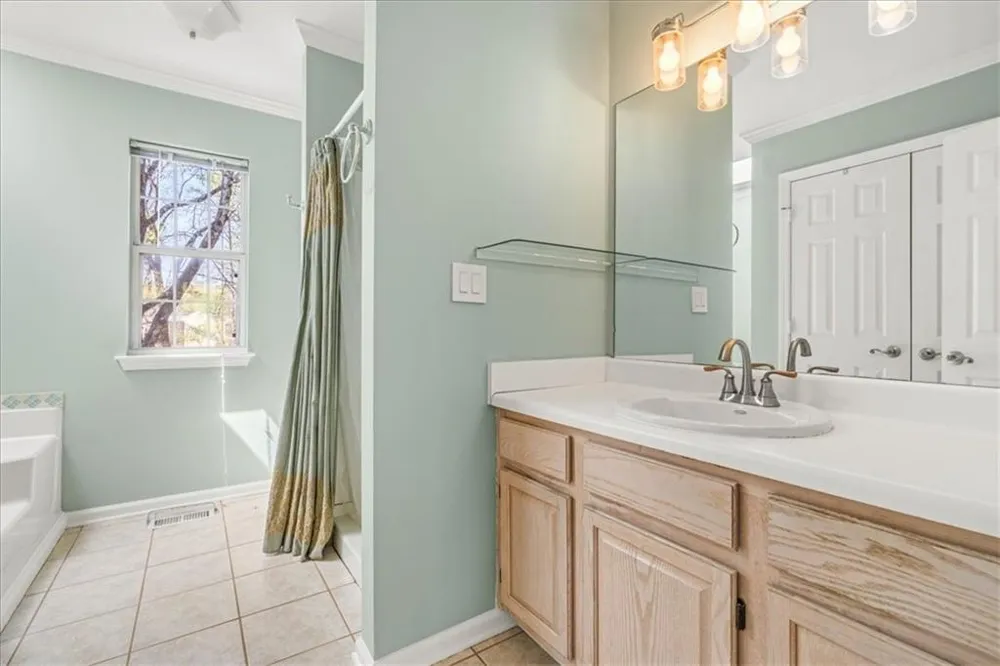 11190 Abbotts Station Drive Johns Creek, GA 30097