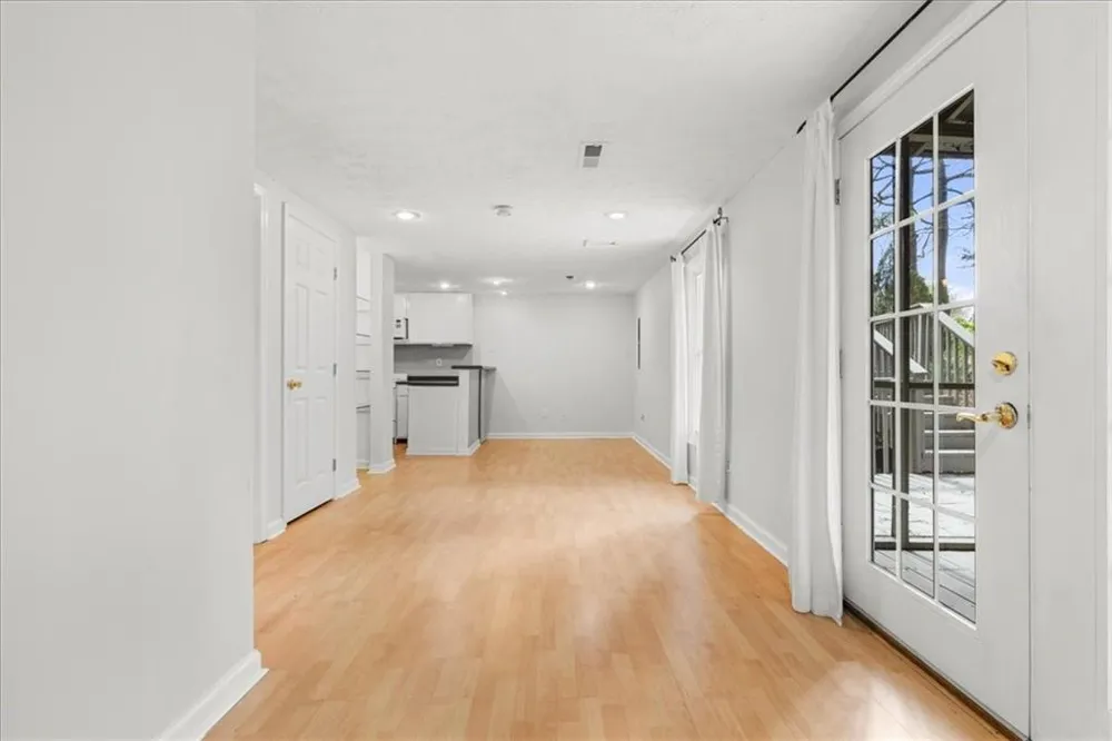11190 Abbotts Station Drive Johns Creek, GA 30097