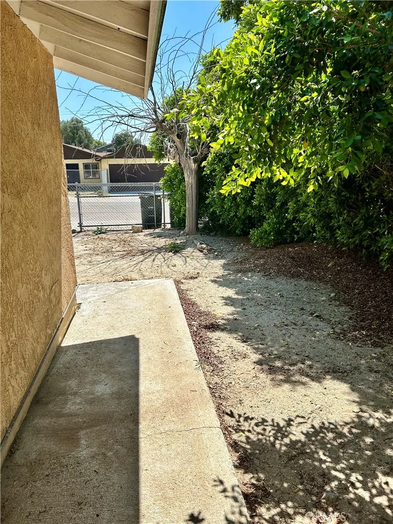 14547 Mission Street Cabazon, CA 92230