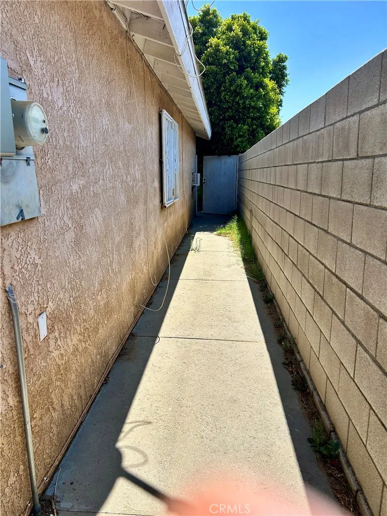 14547 Mission Street Cabazon, CA 92230