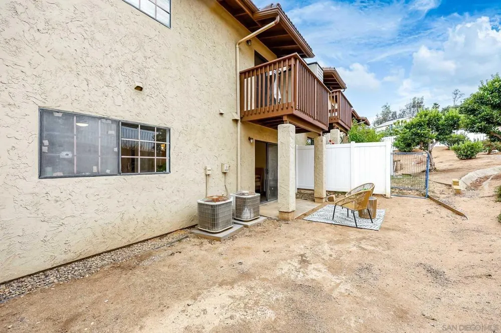 440 Citracado Parkway #5 Escondido, CA 92025