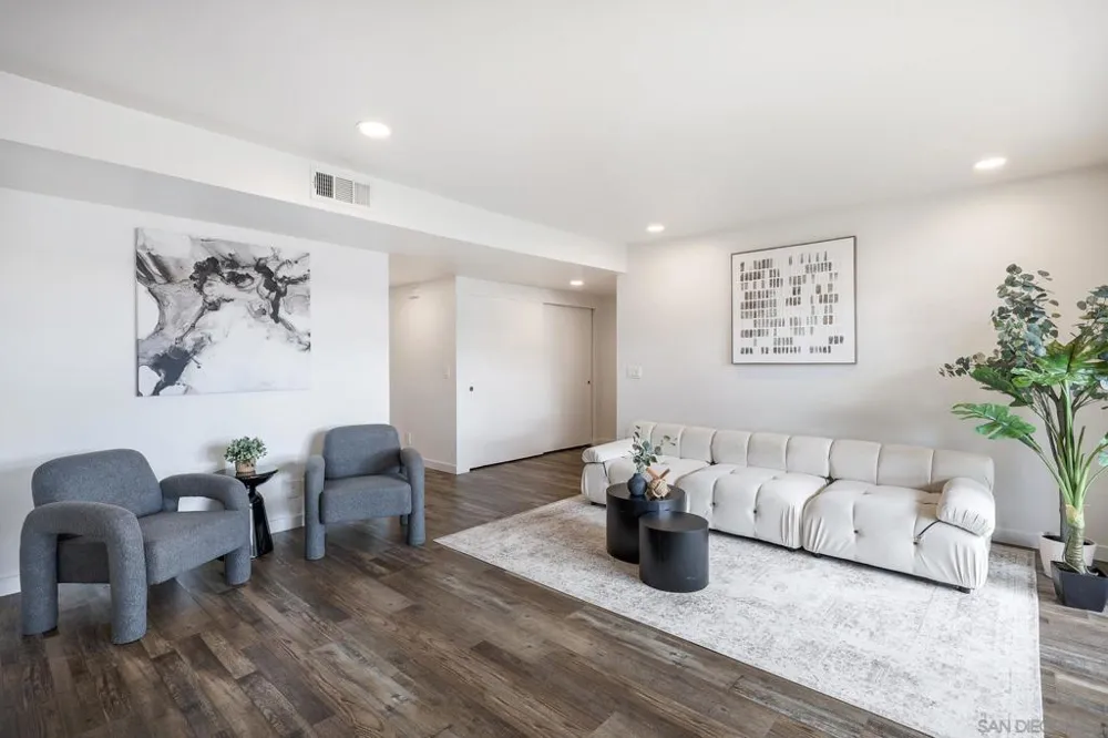 440 Citracado Parkway #5 Escondido, CA 92025