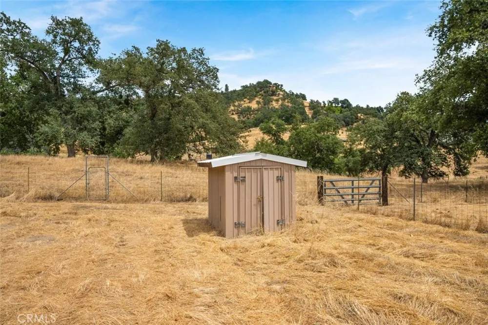 3390 Dry Creek Butte Valley, CA 95965