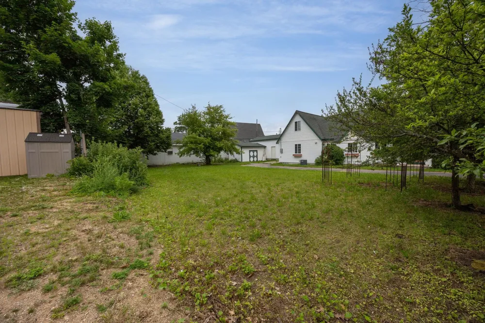 2816 Sunnyside Drive Cadillac City, MI 49601