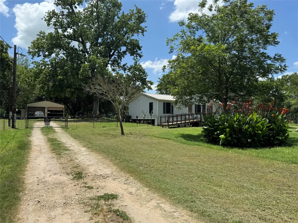 2000 Citation Drive Del Valle, TX 78617