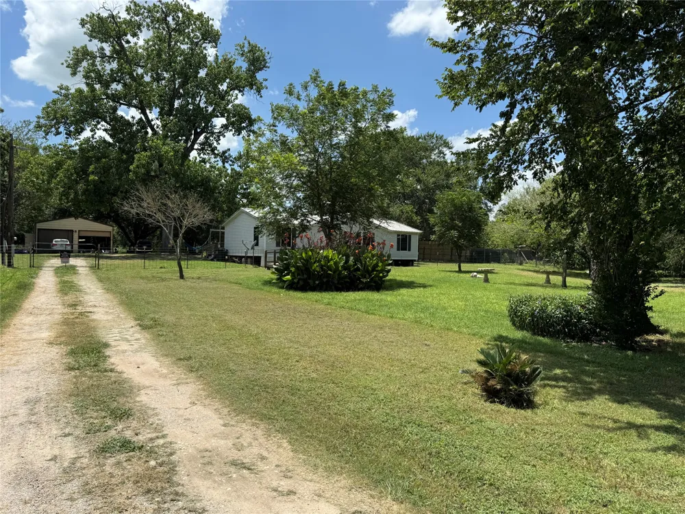 2000 Citation Drive Del Valle, TX 78617