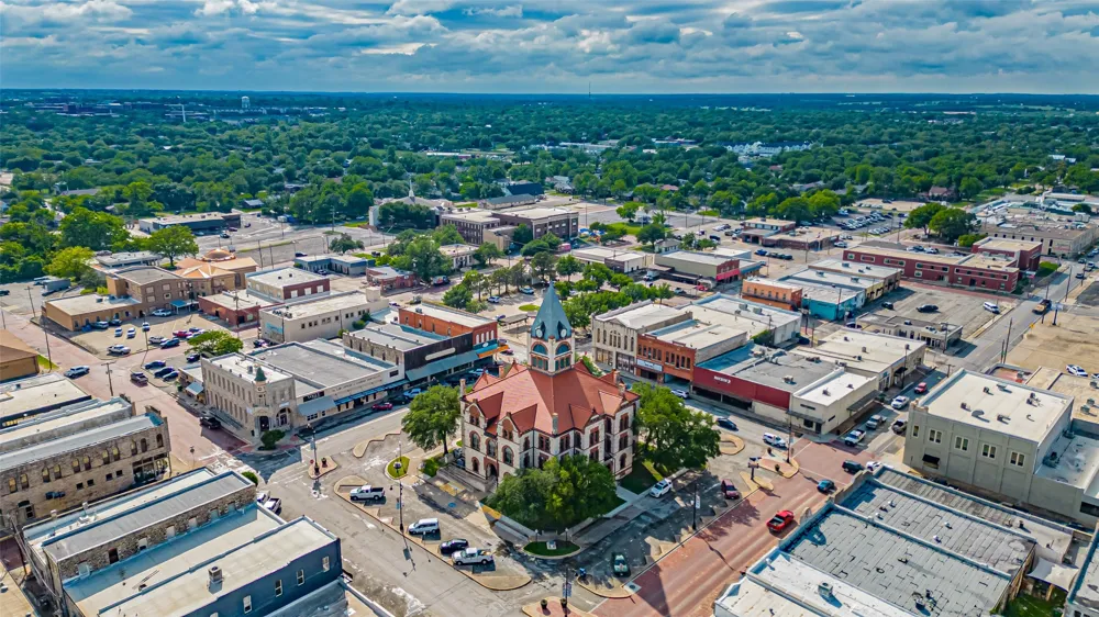Crow Street Stephenville, TX 76401