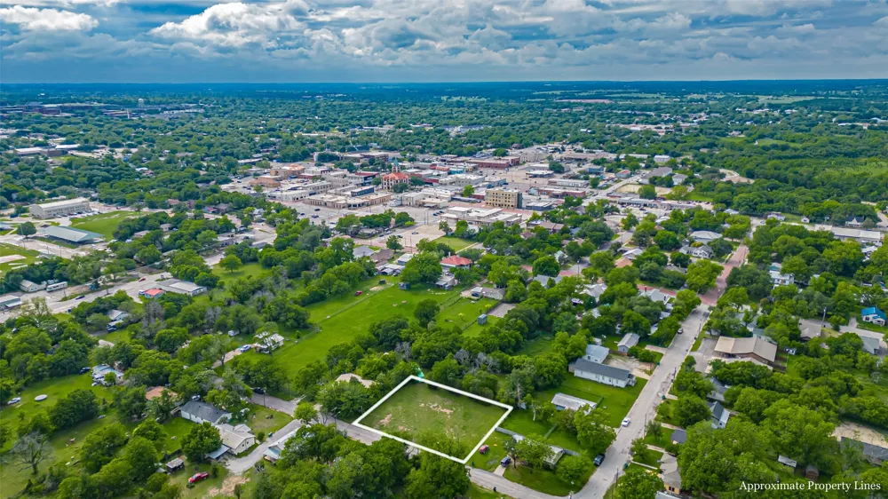 Crow Street Stephenville, TX 76401