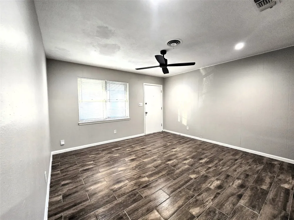 604 E 4th Street Weatherford, TX 76086