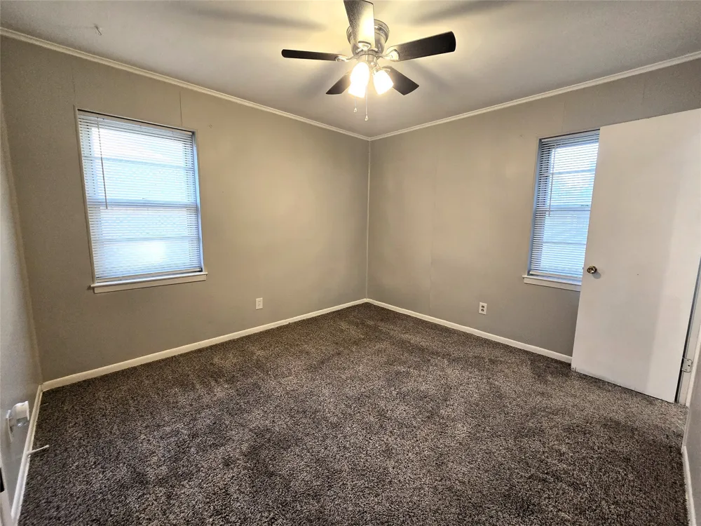 604 E 4th Street Weatherford, TX 76086