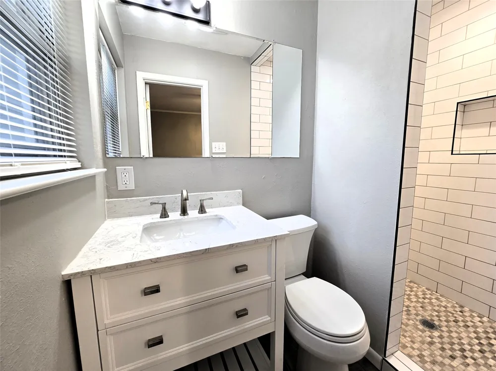 604 E 4th Street Weatherford, TX 76086