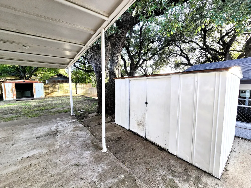 604 E 4th Street Weatherford, TX 76086