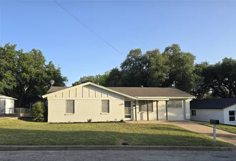604 E 4th Street
