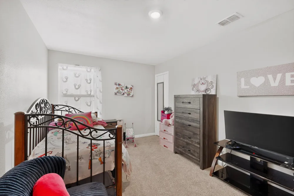 218 Banjo Trail Newark, TX 76071