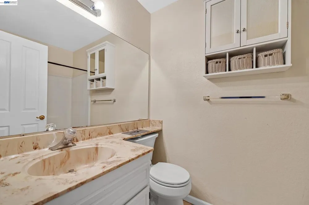2279 Clearview Cir Benicia, CA 94510