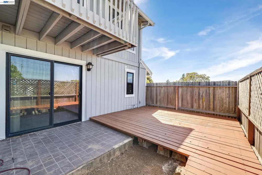2279 Clearview Cir Benicia, CA 94510