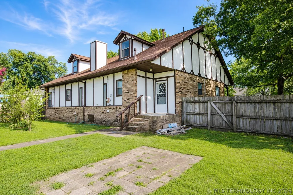 322 E Young Street Morris, OK 74445