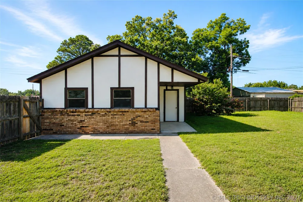 322 E Young Street Morris, OK 74445