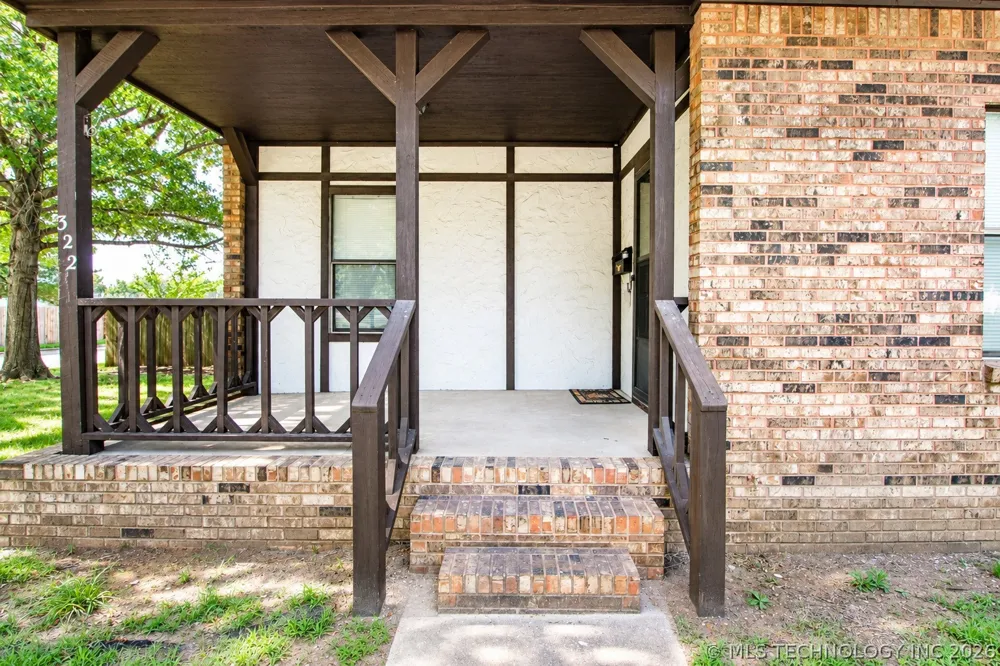 322 E Young Street Morris, OK 74445
