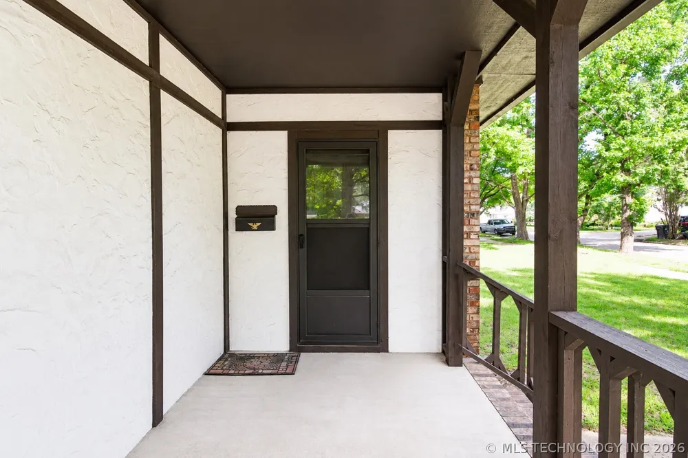 322 E Young Street Morris, OK 74445