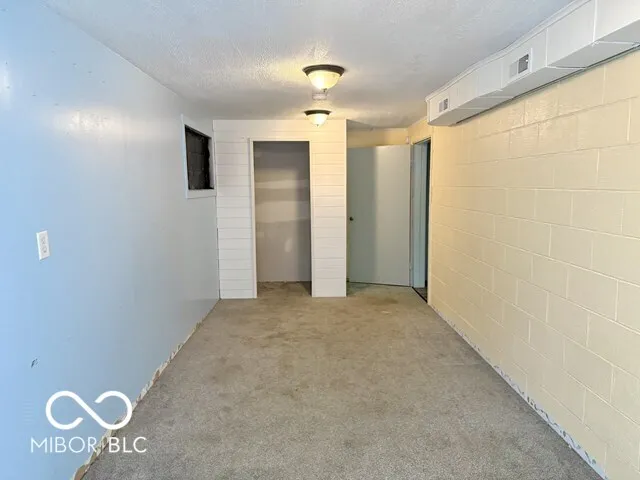 1505 E Wabash Avenue Crawfordsville, IN 47933