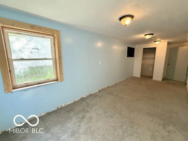 1505 E Wabash Avenue Crawfordsville, IN 47933