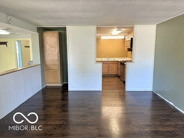 1505 E Wabash Avenue Crawfordsville, IN 47933