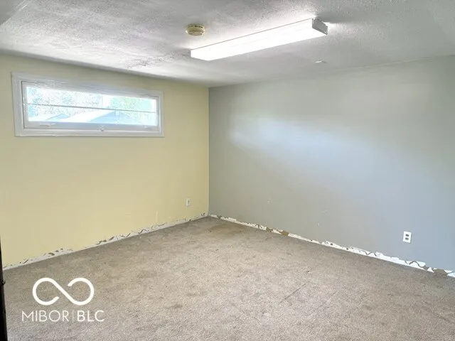 1505 E Wabash Avenue Crawfordsville, IN 47933