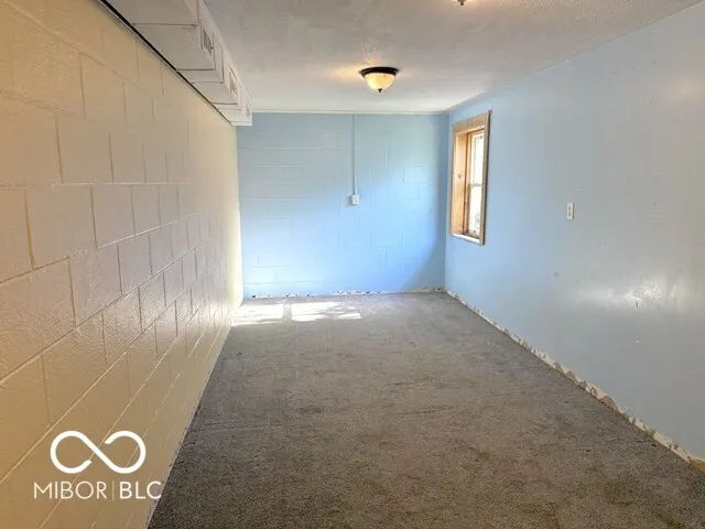 1505 E Wabash Avenue Crawfordsville, IN 47933