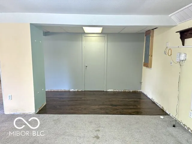 1505 E Wabash Avenue Crawfordsville, IN 47933
