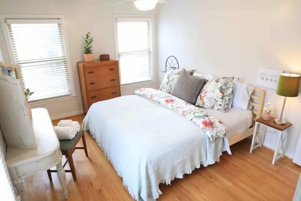 3708 Park Lane Dallas, TX 75220
